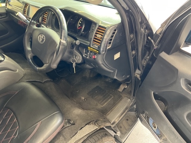 TOYOTA REGIUS ACE