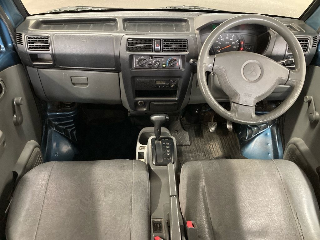 MITSUBISHI MINICAB