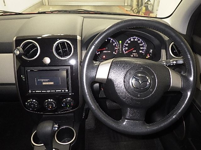 MAZDA VERISA
