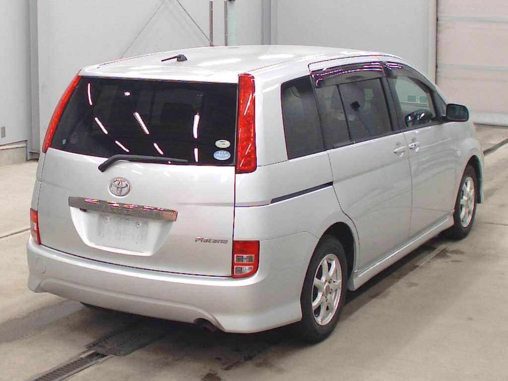 TOYOTA ISIS