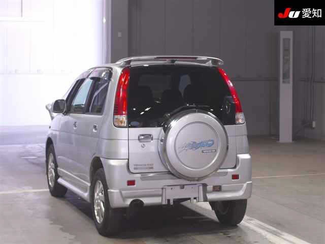 DAIHATSU TERIOS KID