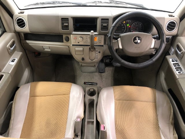 MITSUBISHI TOWN BOX