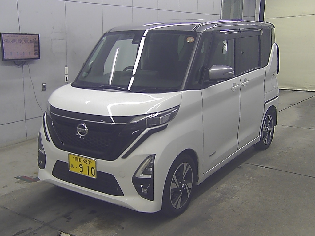 NISSAN ROOX