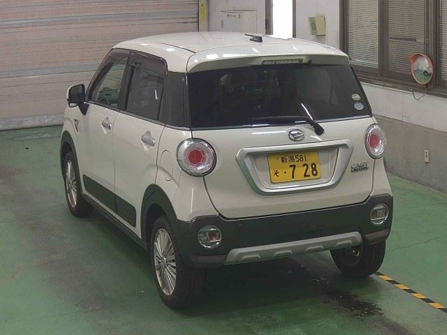 DAIHATSU CAST
