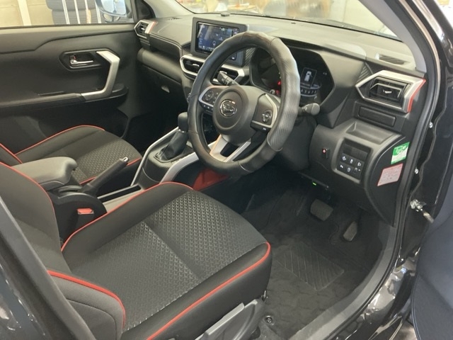 DAIHATSU ROCKY