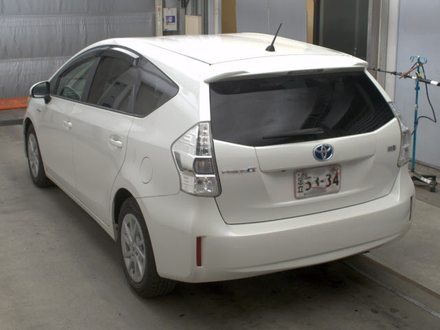 TOYOTA PRIUS ALPHA