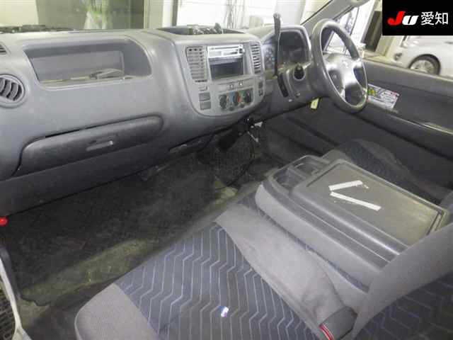 NISSAN CARAVAN
