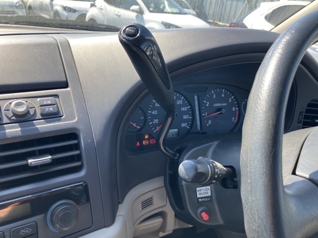 NISSAN BASSARA