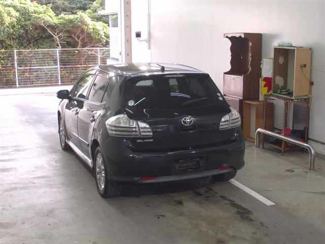 TOYOTA BLADE