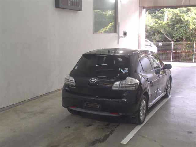 TOYOTA BLADE