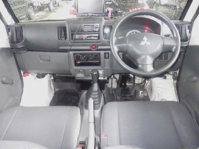 MITSUBISHI MINICAB