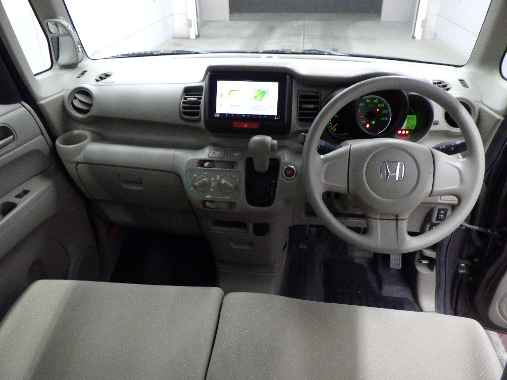 HONDA N-BOX