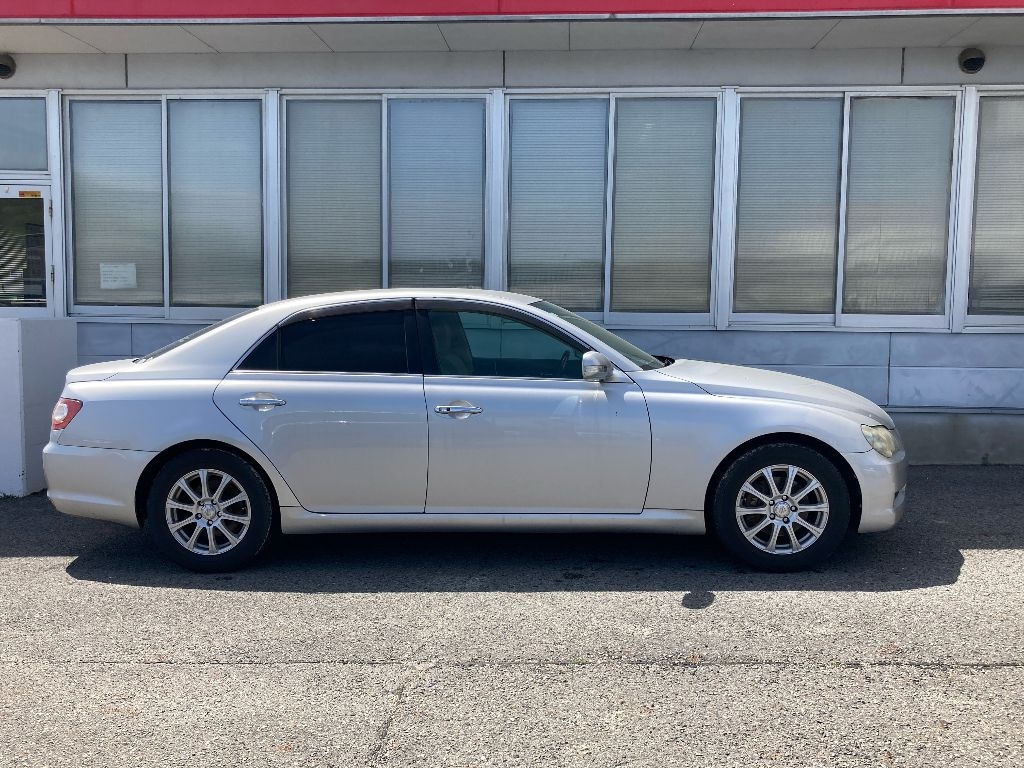 TOYOTA MARK X