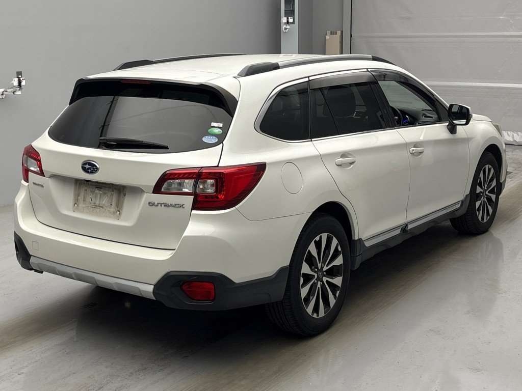 SUBARU OUTBACK