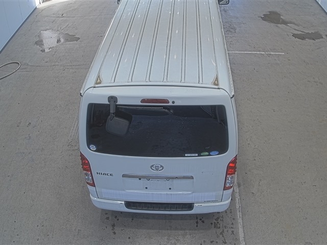 TOYOTA REGIUS ACE