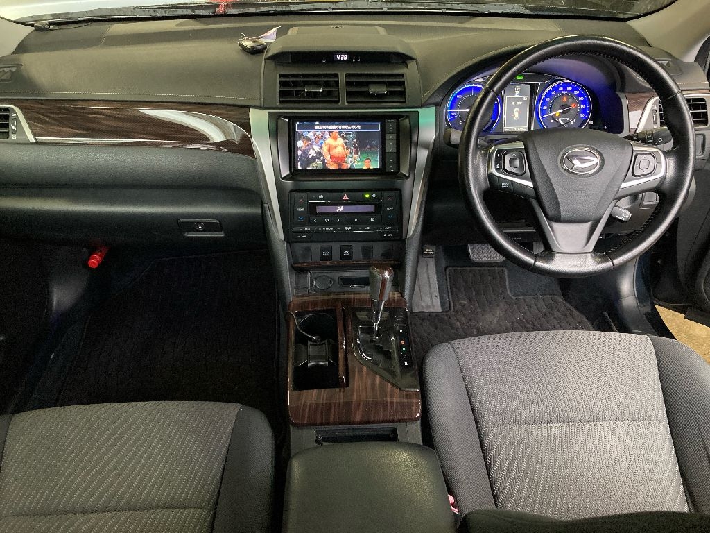 DAIHATSU ALTIS