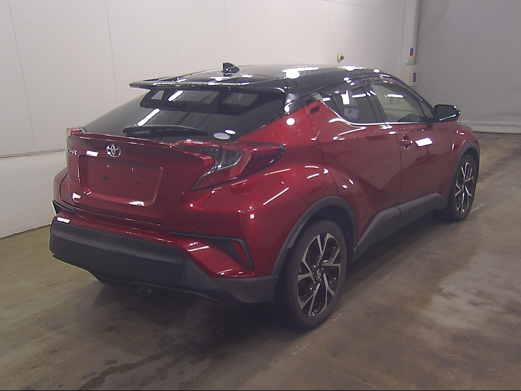 TOYOTA C-HR