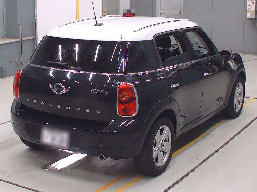 MINI CROSSOVER