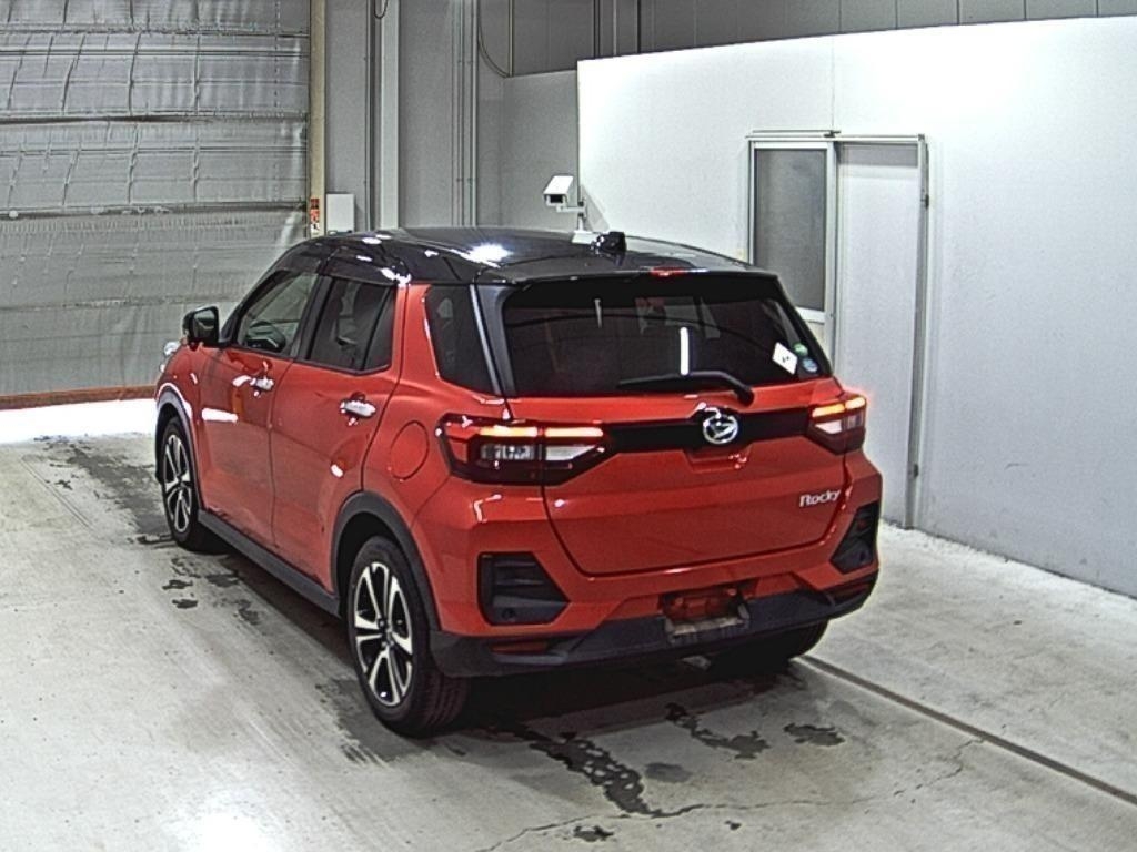 DAIHATSU ROCKY