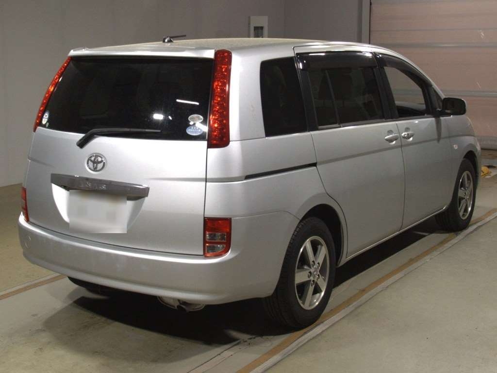 TOYOTA ISIS