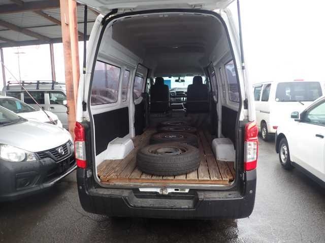NISSAN NV350 CARAVAN