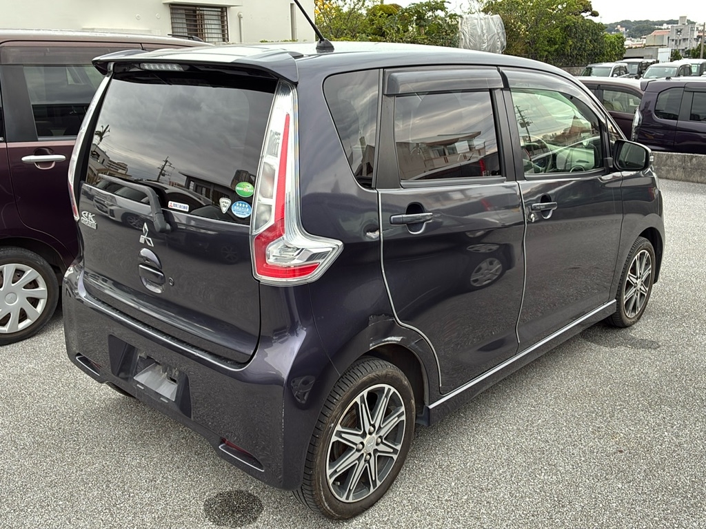 MITSUBISHI EK CUSTOM