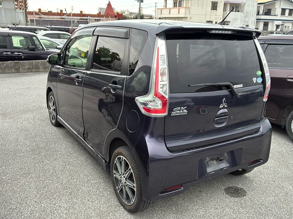 MITSUBISHI EK CUSTOM