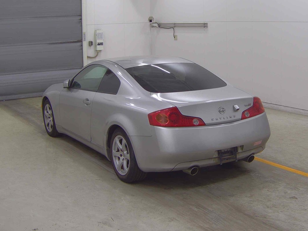 NISSAN SKYLINE