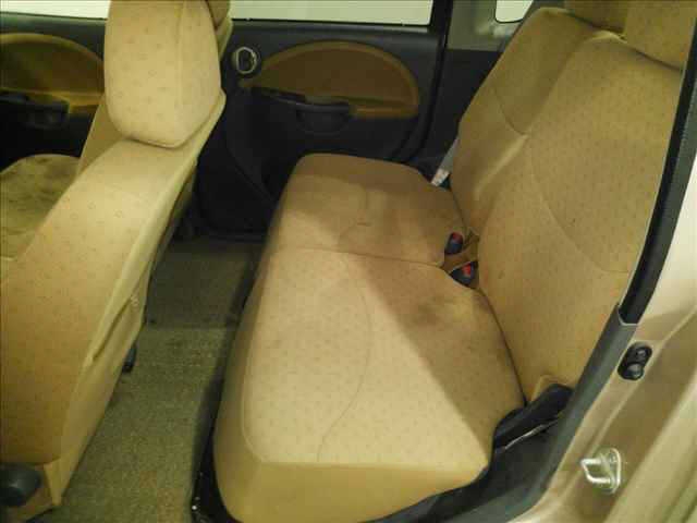 DAIHATSU MOVE LATTE
