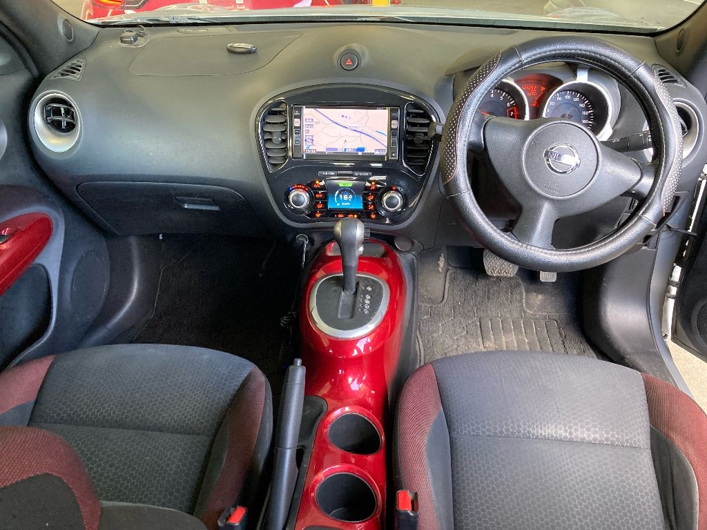 NISSAN JUKE