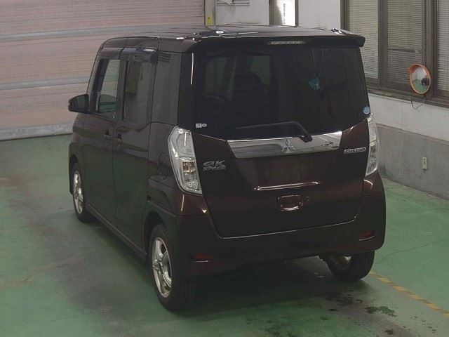 MITSUBISHI EK SPACE