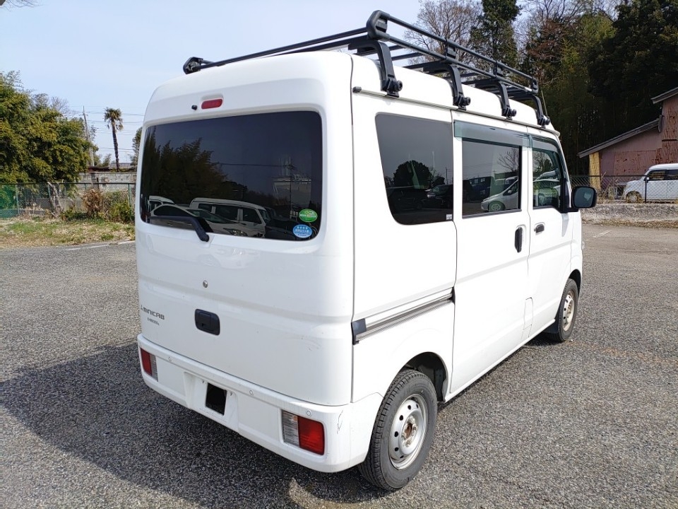 MITSUBISHI MINICAB