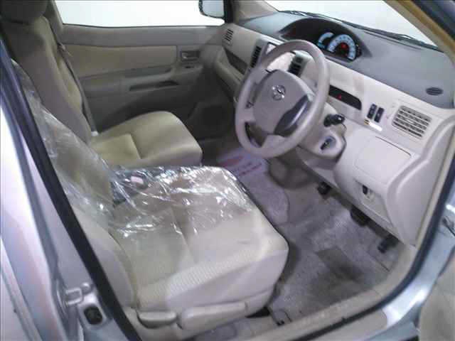 TOYOTA RAUM