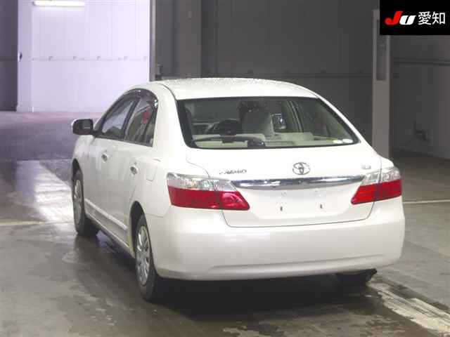 TOYOTA PREMIO