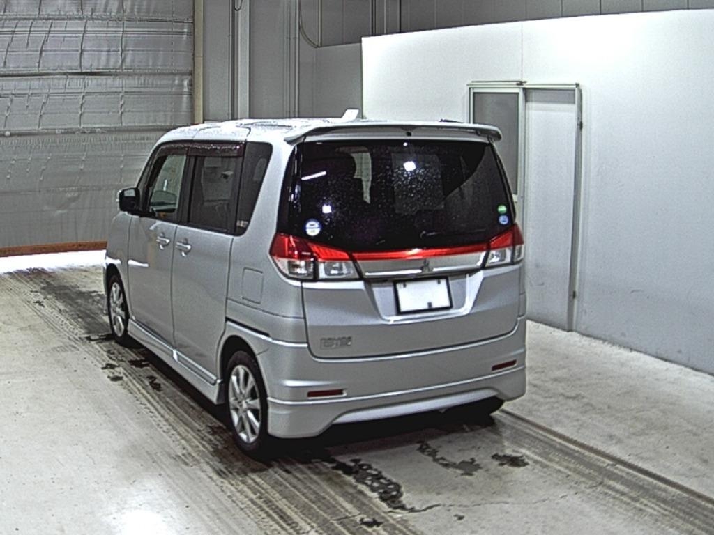 MITSUBISHI DELICA D:2