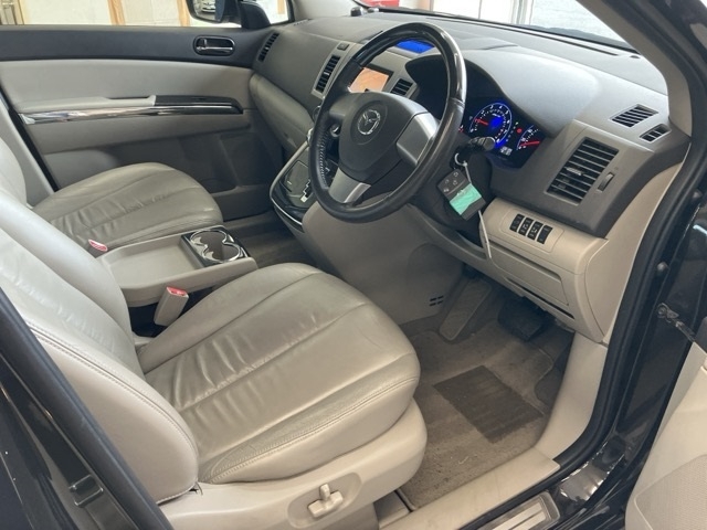 MAZDA MPV