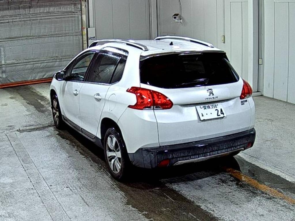 PEUGEOT 2008