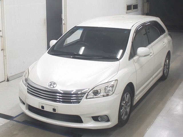 TOYOTA MARK X ZIO