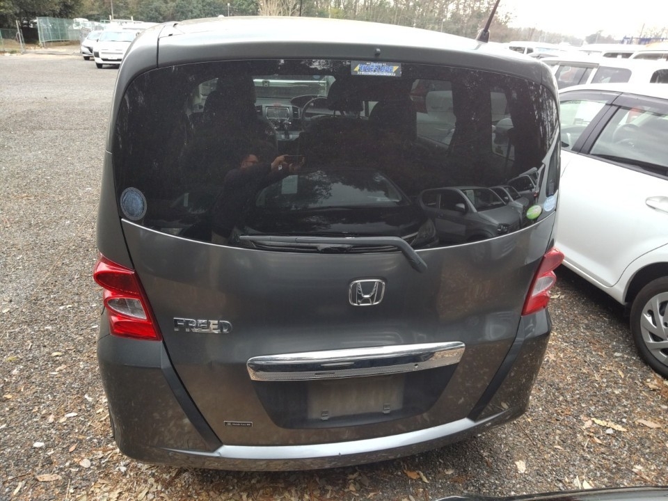 HONDA FREED