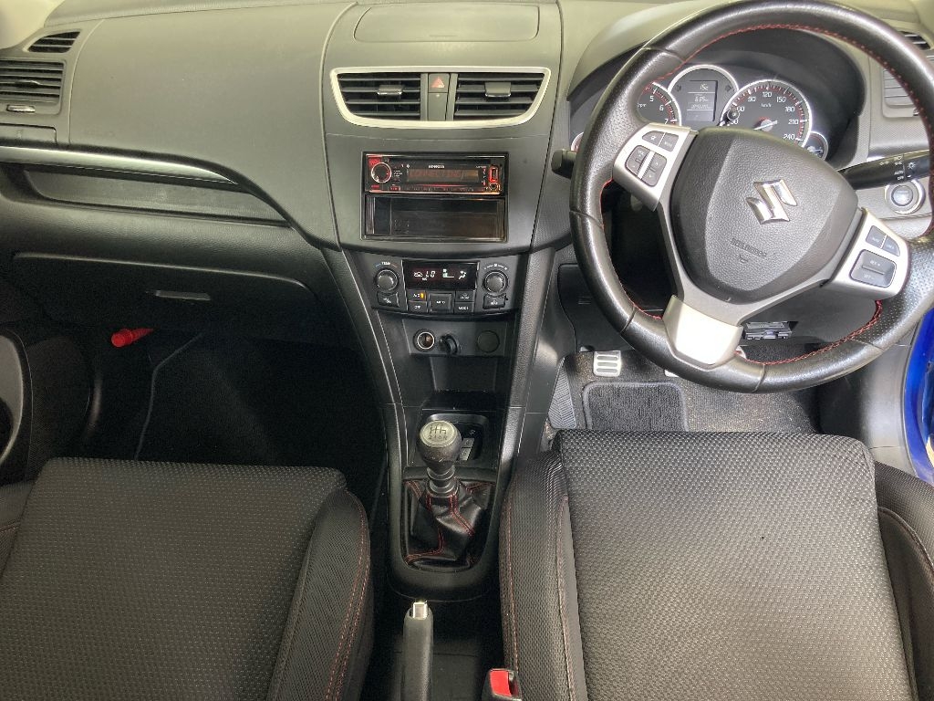 SUZUKI SWIFT