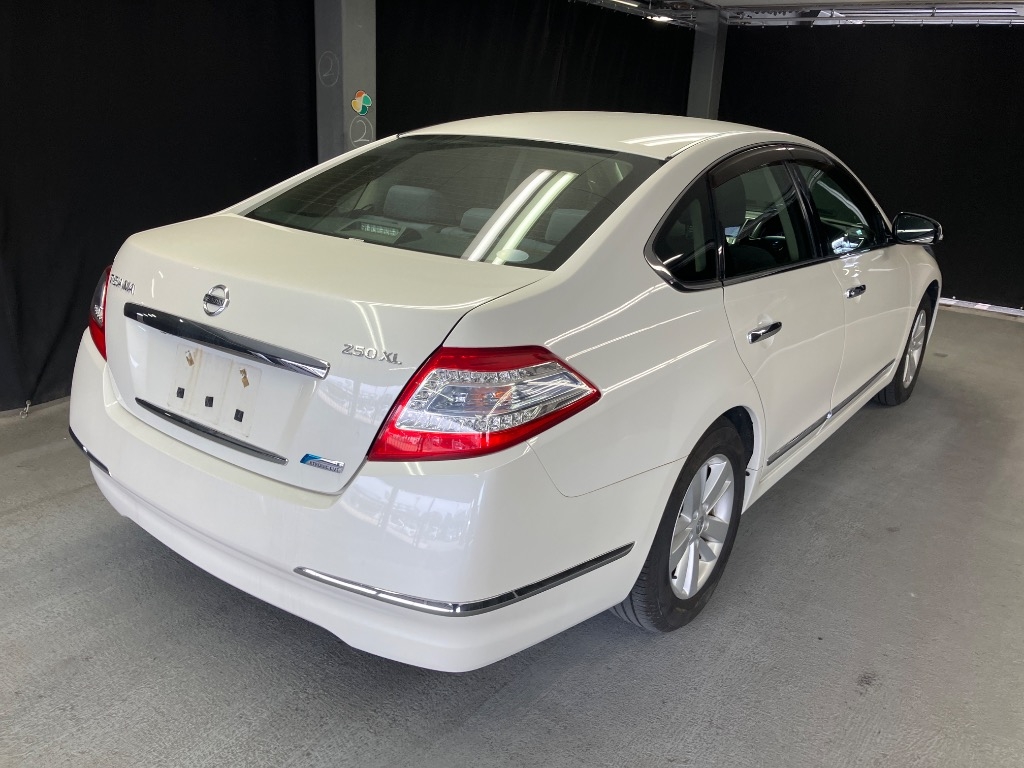 NISSAN TEANA