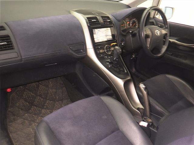 TOYOTA BLADE