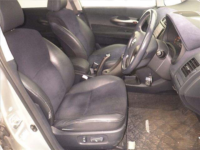 TOYOTA BLADE