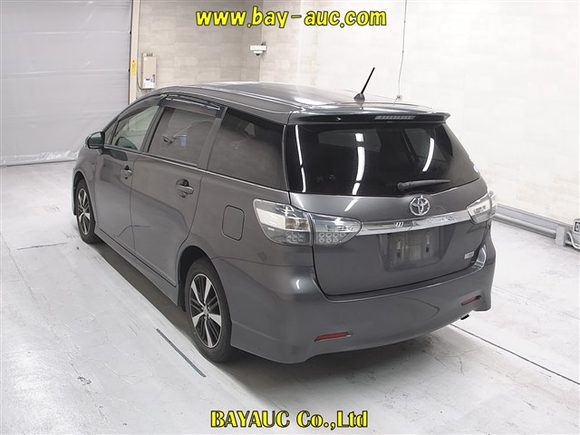 TOYOTA WISH