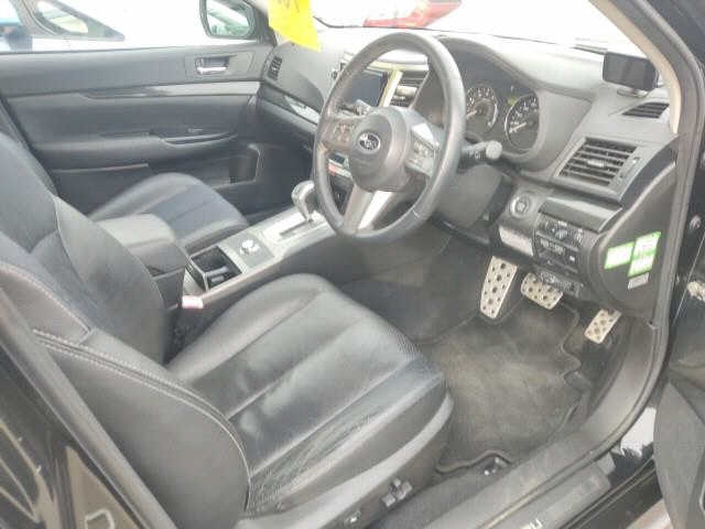 SUBARU LEGACY