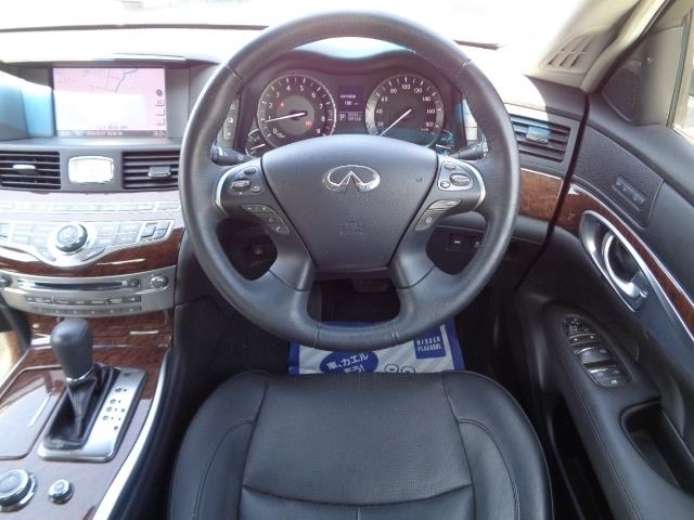 NISSAN FUGA