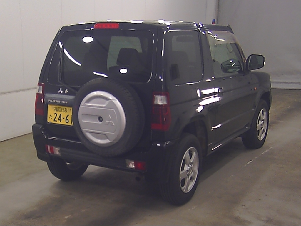 MITSUBISHI PAJERO MINI