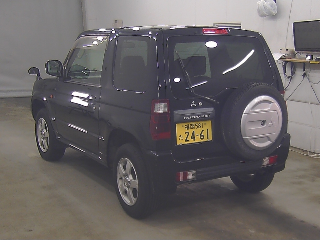 MITSUBISHI PAJERO MINI