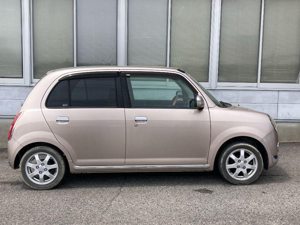 DAIHATSU MIRA GINO