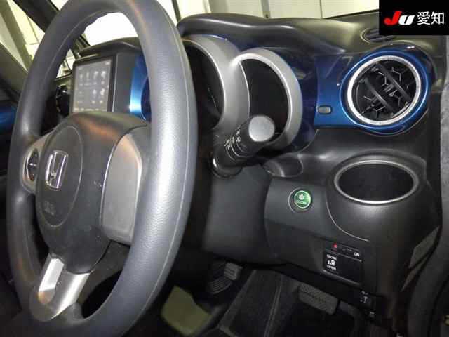 HONDA N-BOX+